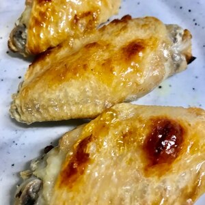 魚焼きグリルでジューシーな手羽先を！